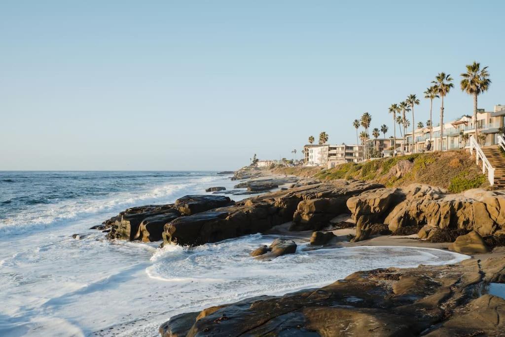 Neptune Place II - Stunning Beachfront Retreat Apartment San Diego Exterior photo